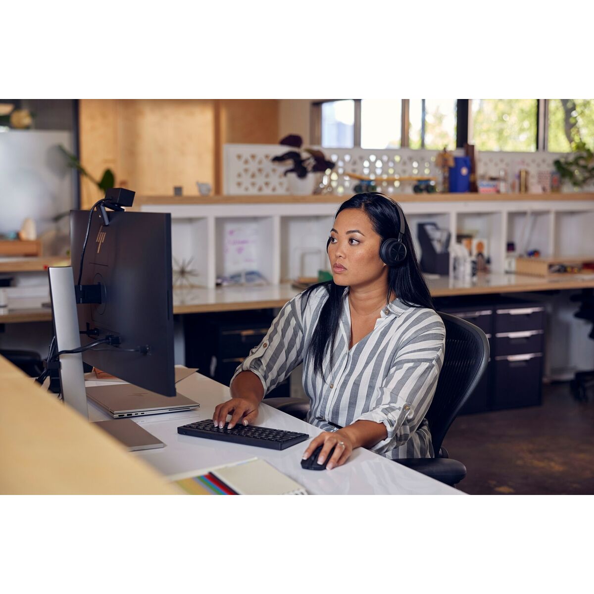 V5HE9781F4522AA56B8FE61ED99B4F87D9DR6421110P3