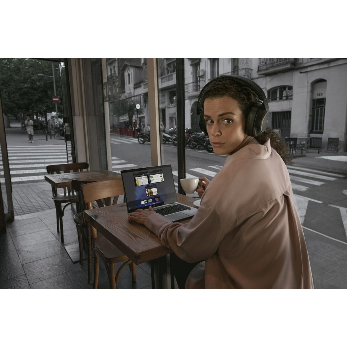 V5HE742800B29EACA17B84572886AFEC395R6512482P9