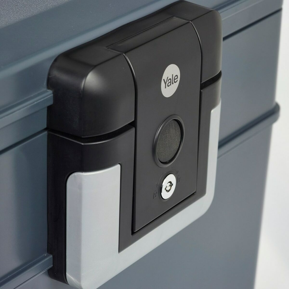 V6H21C7649F716994C6DC78F639F2A867EDR6408108P8