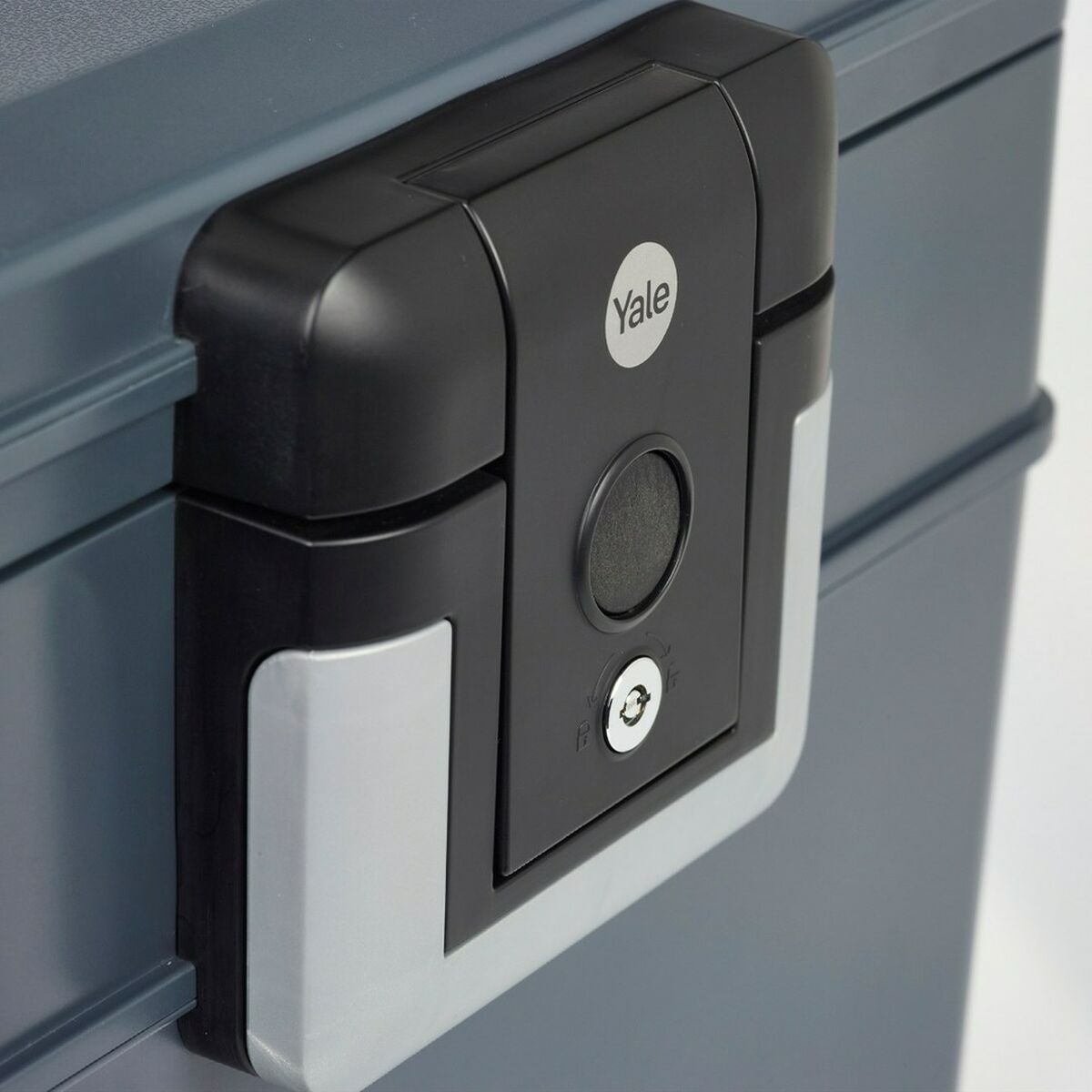 V5H6BAD0D673643A1BB8D4F8317BE8BE7B6R6536813P8