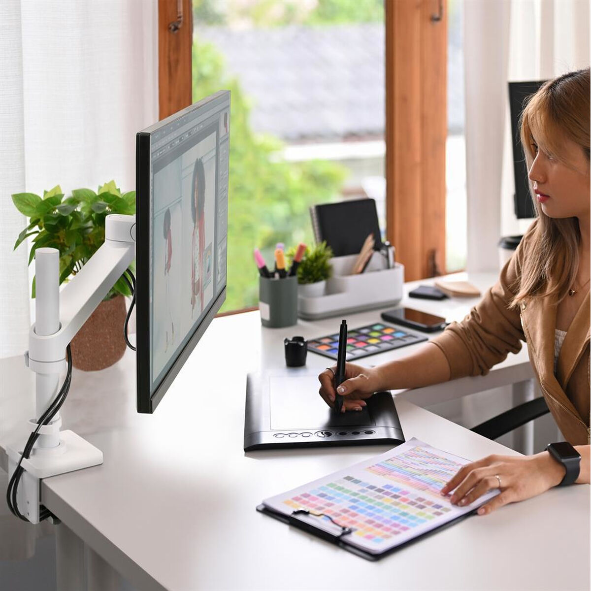 V6H34A35E86B5BFBA85C11EDDE9E0D9563FR3732328P3