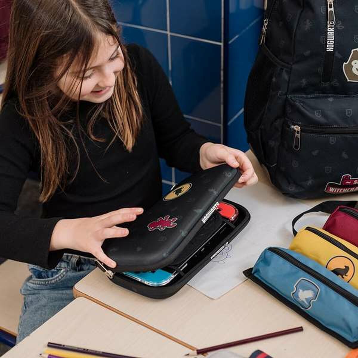 V5HE832E531F0AE414D0430831365A767FAR5428422P2