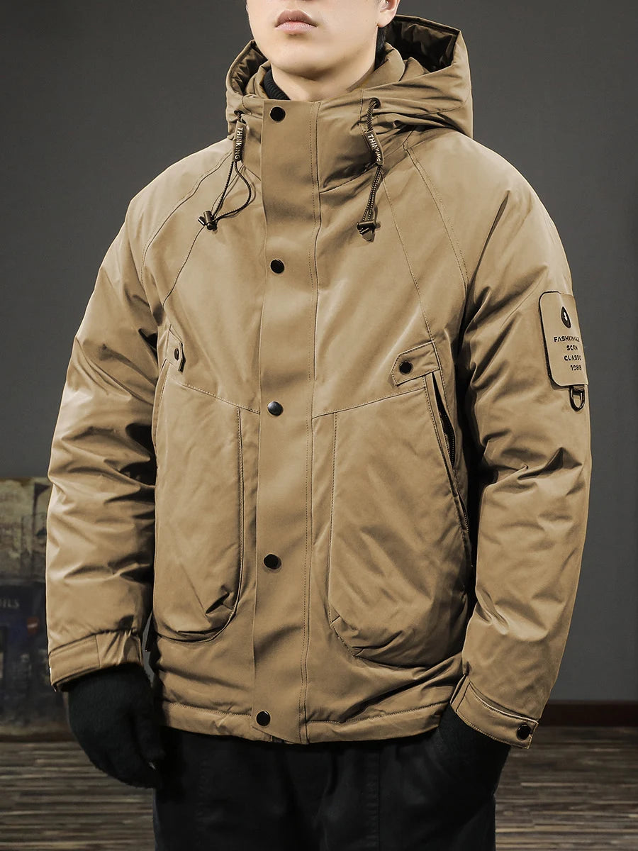 Žieminė lauko striukė nuo vėjo su gobtuvu