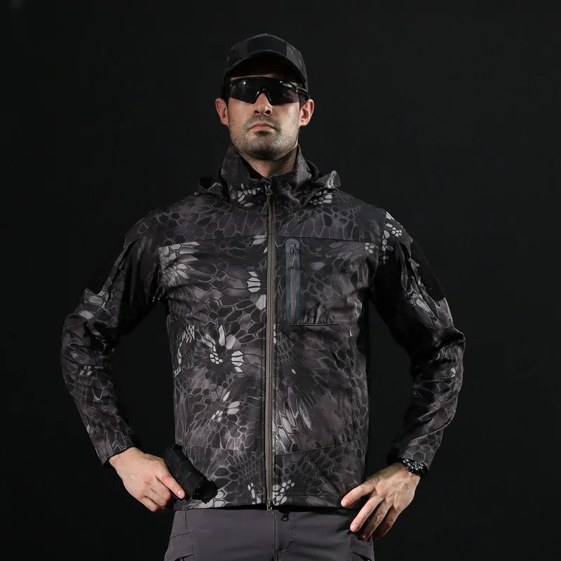 Taktinė lauko vyriška striukė su gobtuvu, vandeniui atspari Soft Shell įkraunama striukė