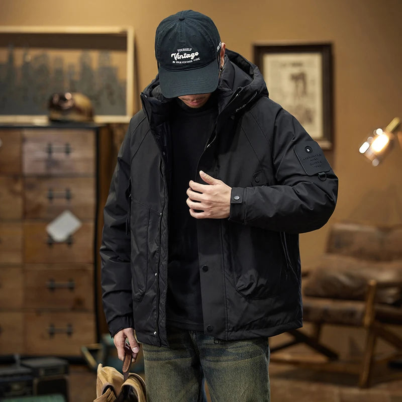 Žieminė lauko striukė nuo vėjo su gobtuvu