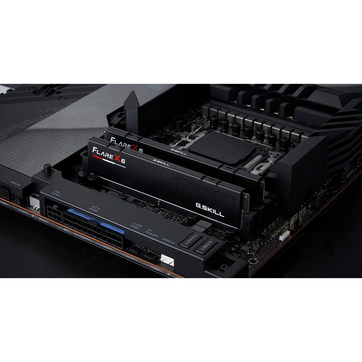 V4HC18ED49942C8411A99AE279786F4155AR4944902P4