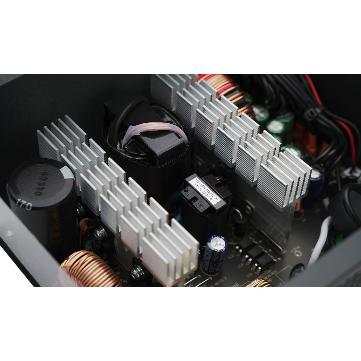 V5H0961C9113C58DD475F0011D9C9018749R4225788P8