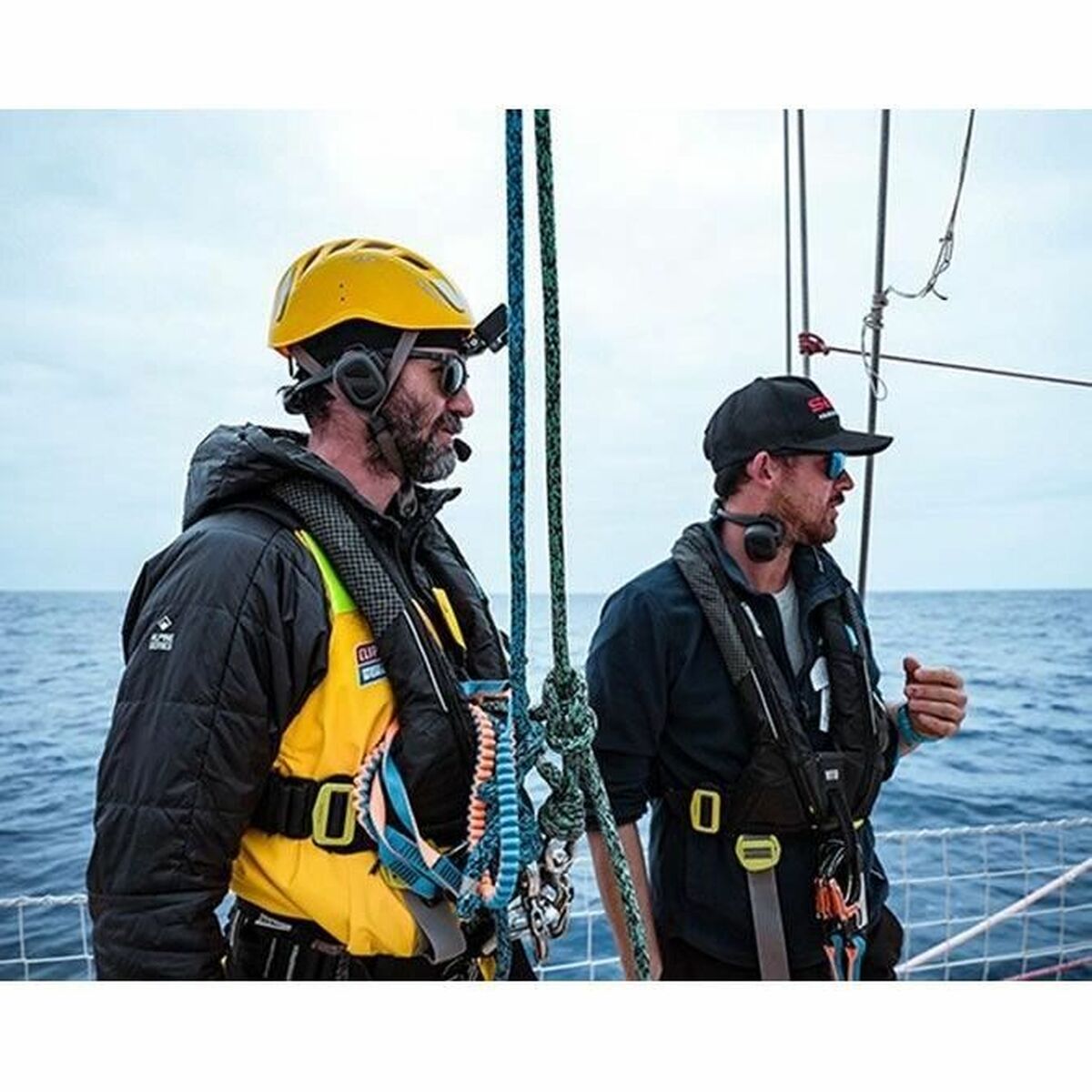 V3H46BE30AA12F8135F379469188D717CB1R5784063P2